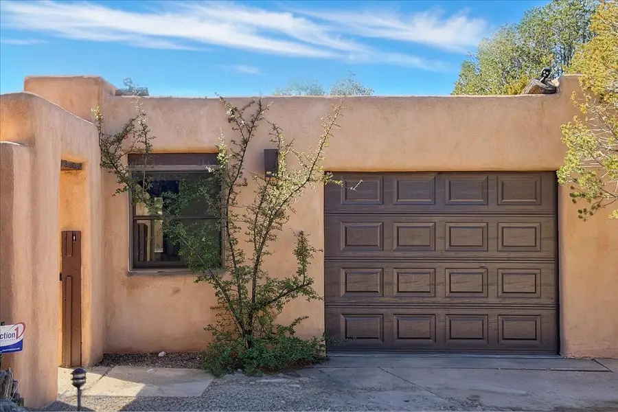 311 Calle Loma Norte, Santa Fe, NM 87501 - #2