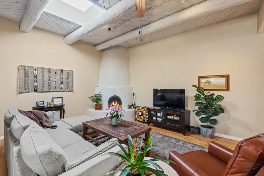 2256 Camino Iris, Santa Fe, NM 87505 - #2