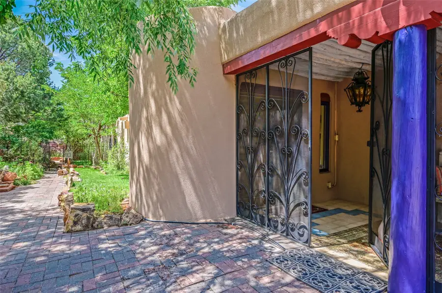 29 La Barbaria Road, Santa Fe, NM 87505 - #3