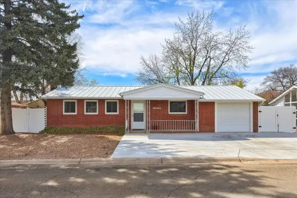 1211 7th Street, Los Alamos, NM 87544