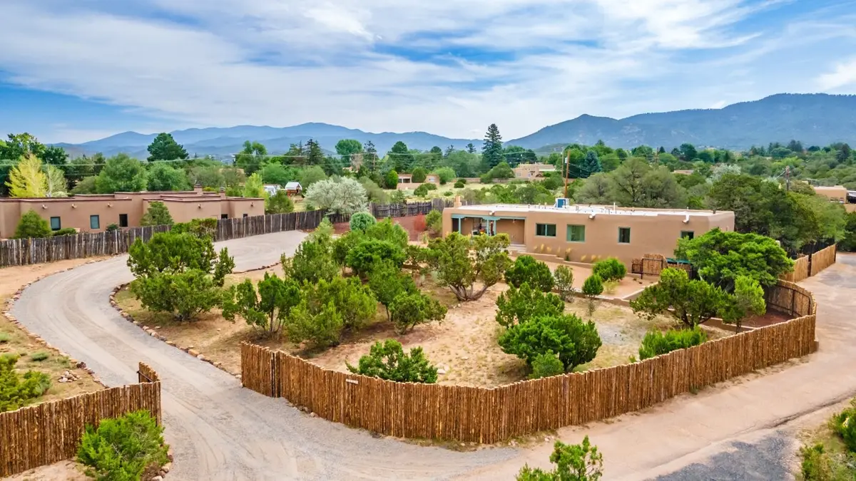 1315 Old Pecos Trail, Santa Fe, NM 87505 - #1