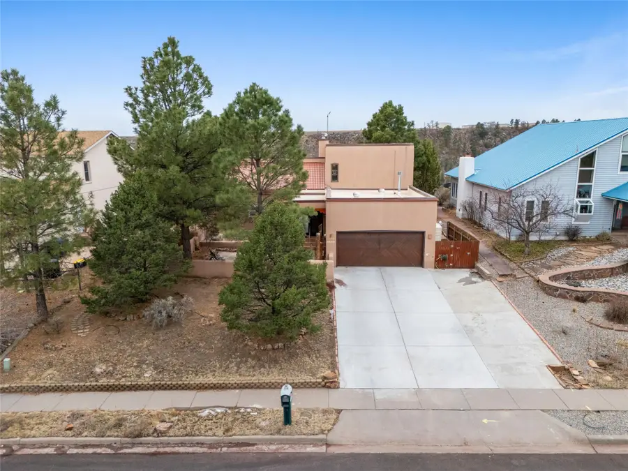 1315 San Ildefonso, Los Alamos, NM 87544 - #2