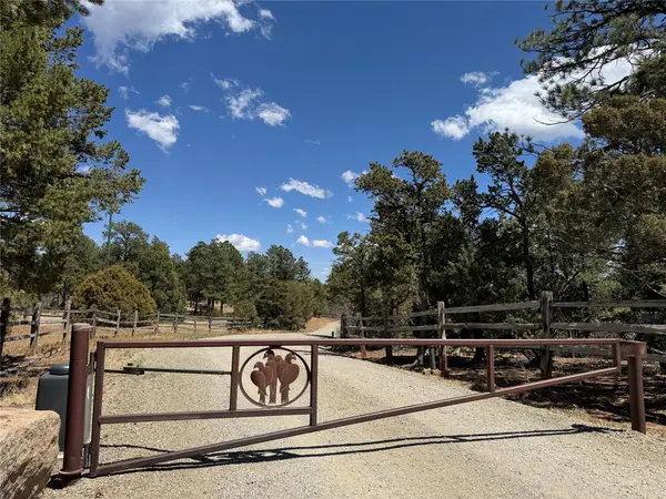 17 Wild Wings Circle, Pecos, NM 87552