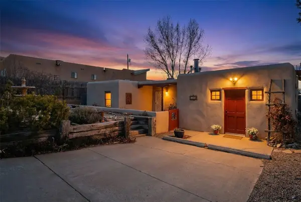 916 Calle Carmilita, Santa Fe, NM 87505