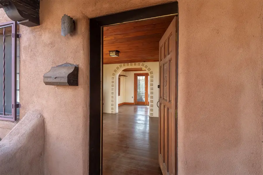 318 W Houghton, Santa Fe, NM 87505 - #3