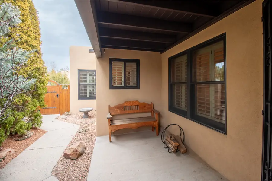 2844 Plaza Verde, Santa Fe, NM 87507 - #2