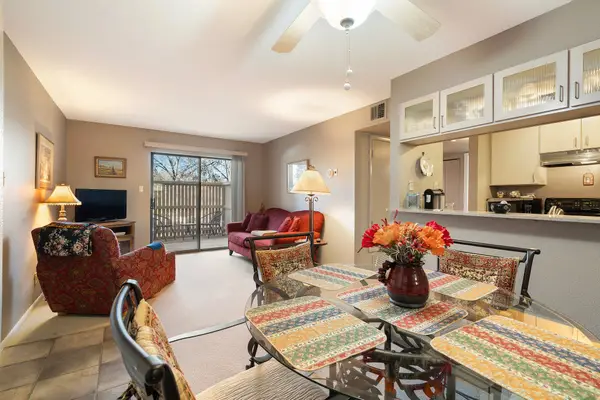 941 Calle Mejia #201, Santa Fe, NM 87501