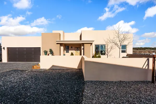 34 Willow Back, Santa Fe, NM 87508