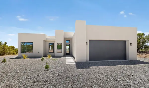 91 Cerro Alto Road, Lamy, NM 87540