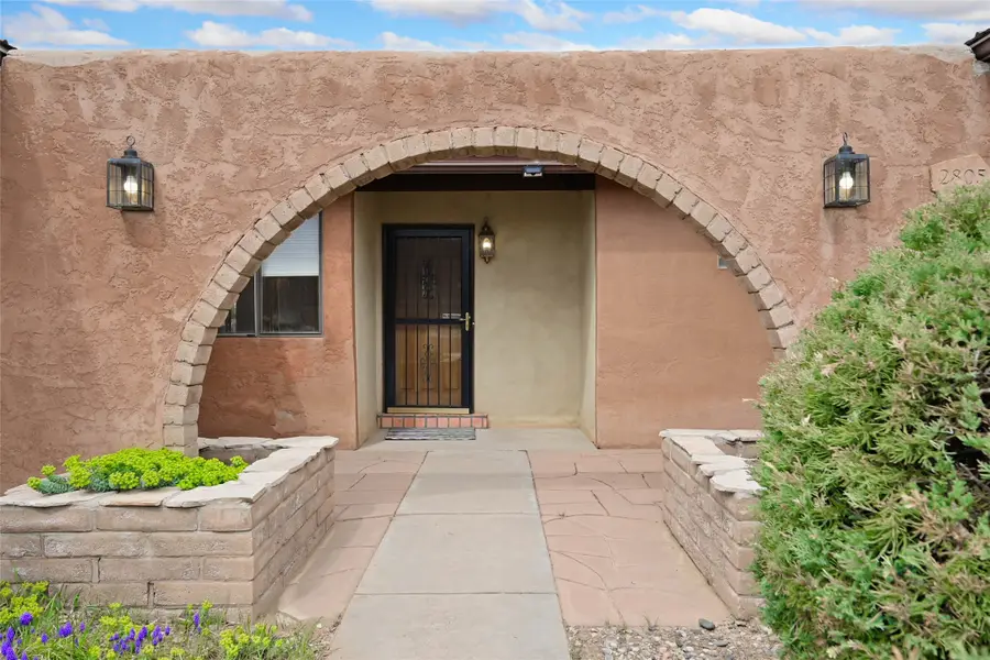2805 Camino Del Bosque, Santa Fe, NM 87507 - #2