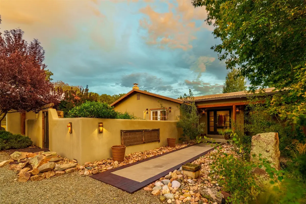 10 Sabina Lane, Santa Fe, NM 87508 - #1