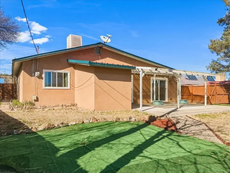 303 Joya Loop, White Rock, NM 87547 - #2