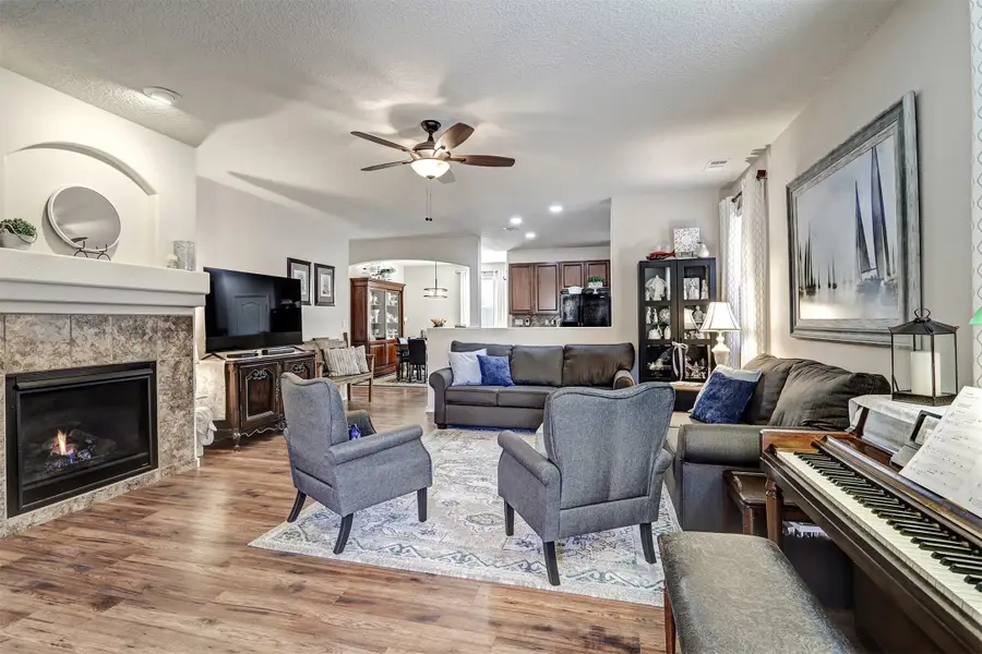 4233 Luz De Estrella, Santa Fe, NM 87507 - #3