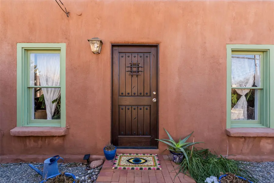 122 W Buena Vista, Santa Fe, NM 87505 - #2