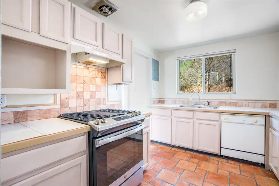 123 Spruce Street, Santa Fe, NM 87501 - #3