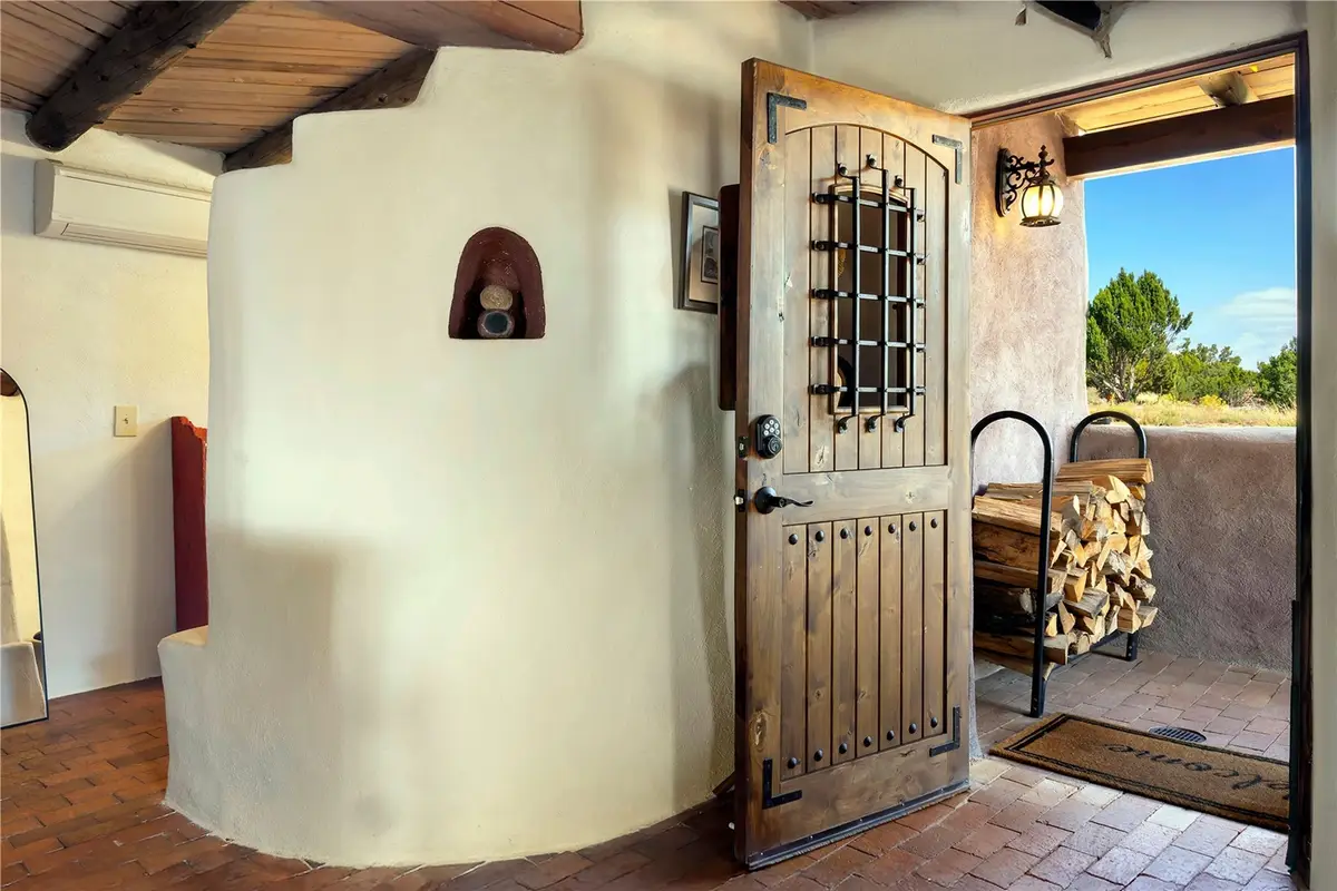 27 San Marcos Road W, Santa Fe, NM 87508 - #1