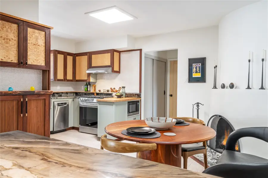 2270 Calle Pulido, Santa Fe, NM 87505 - #3