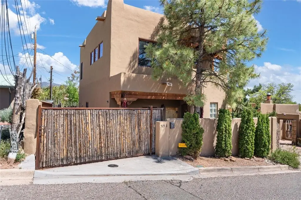 505 Juniper Drive #B, Santa Fe, NM 87501 - #1