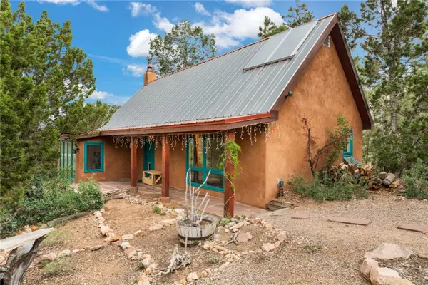 87 Quartz Trail, Santa Fe, NM 87505