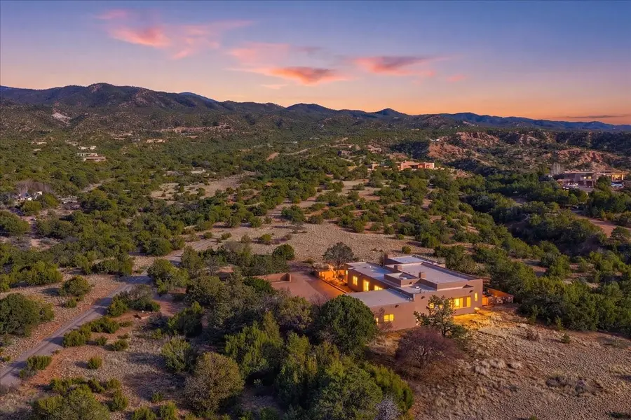 13A Calle Noble, Santa Fe, NM 87506 - #2