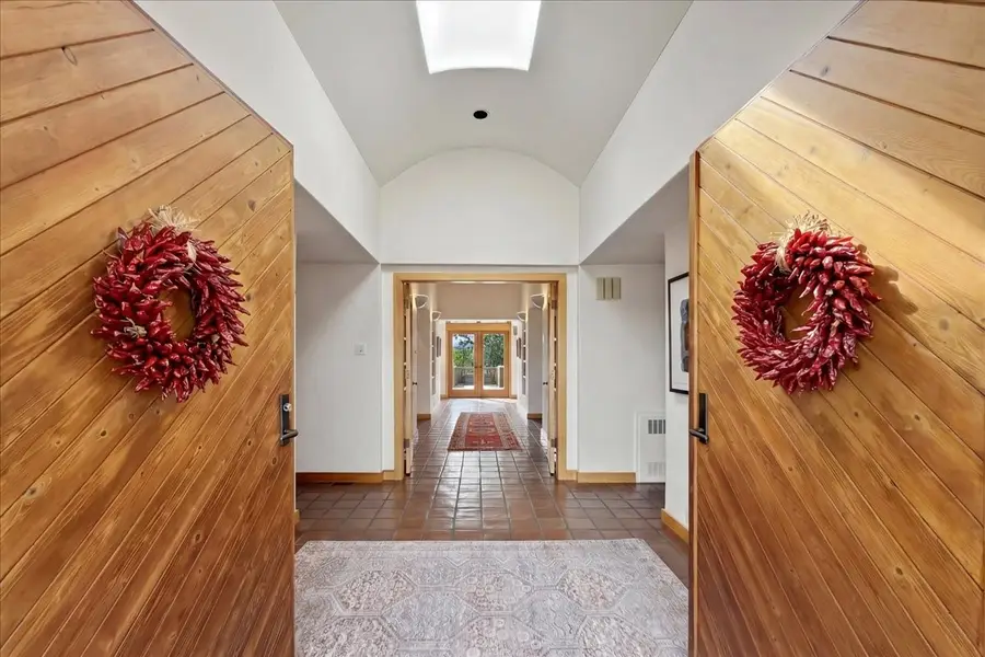 13A Calle Noble, Santa Fe, NM 87506 - #3