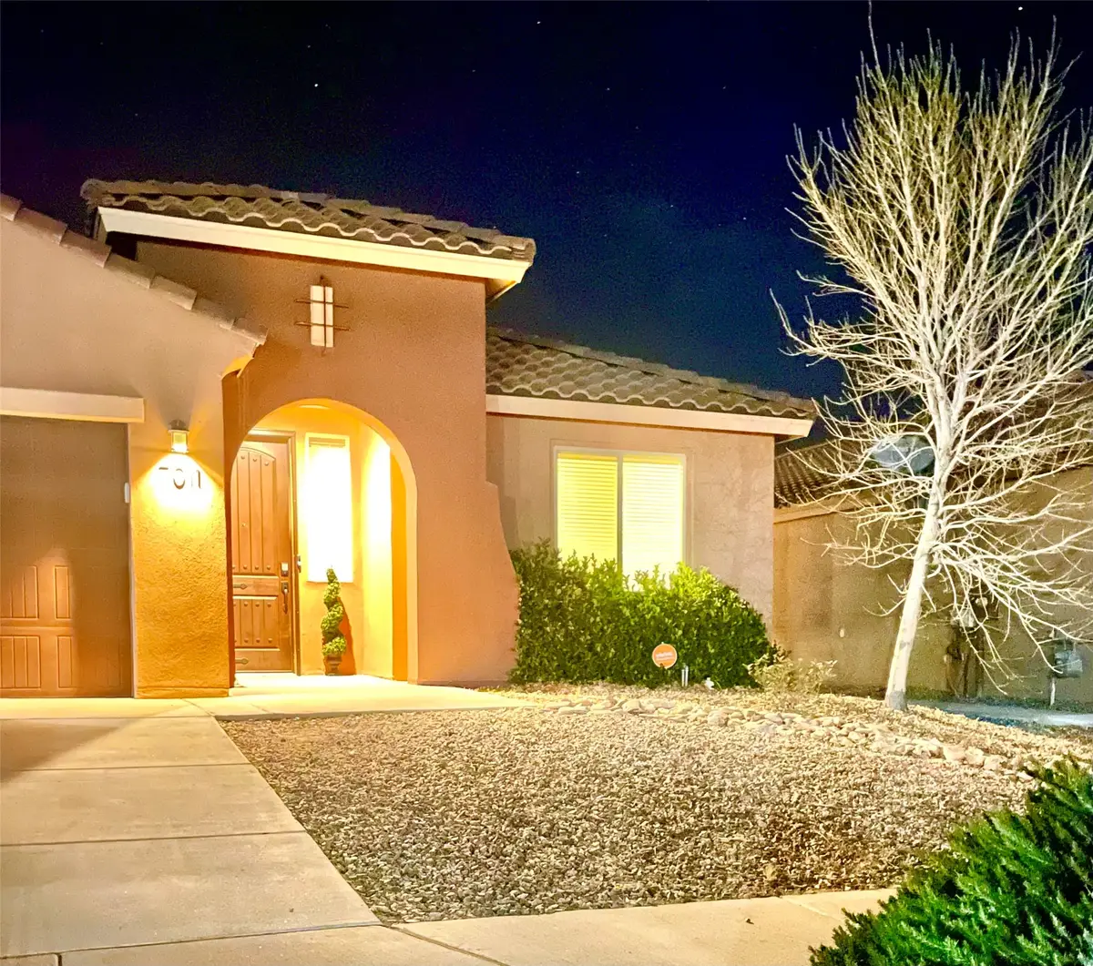 7011 Overview Road Ne, Rio Rancho, NM 87144 - #1