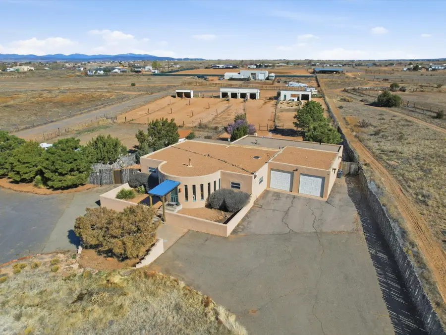35 Vista Alondra, Santa Fe, NM 87508 - #2