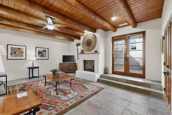 103 Catron Unit 73, Santa Fe, NM 87501