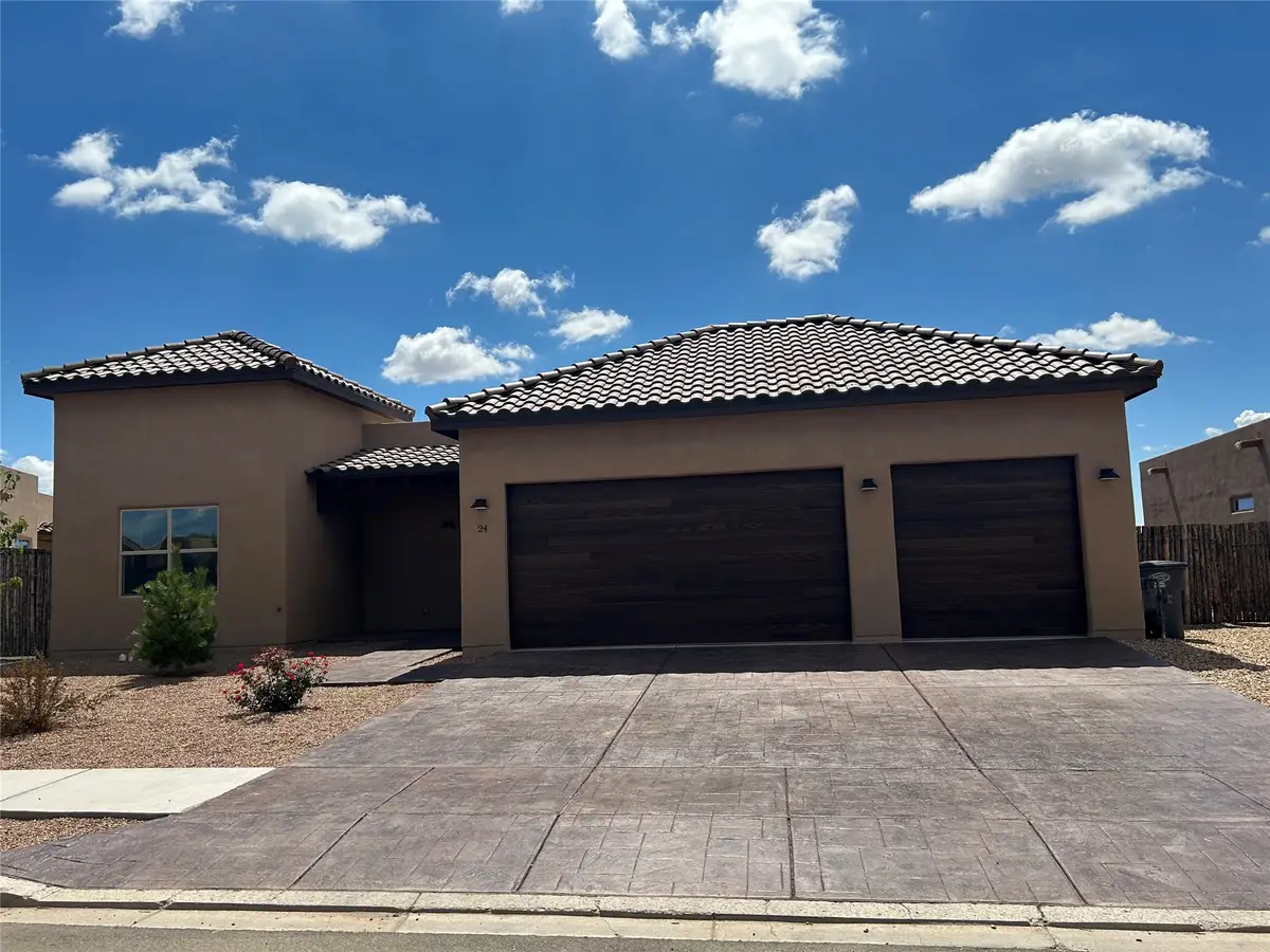 24 Pinon Doblado, Santa Fe, NM 87508 - #1