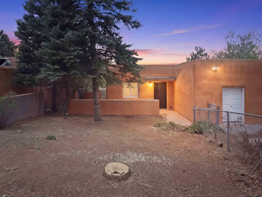 2042 Calle Lorca, Santa Fe, NM 87505 - #2