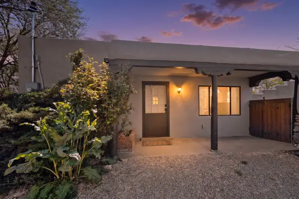 502 Barela Lane, Santa Fe, NM 87505
