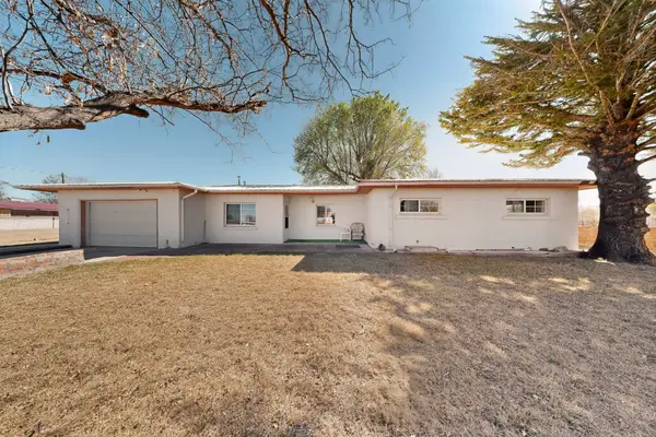 47 Nm 581, Espanola, NM 87532