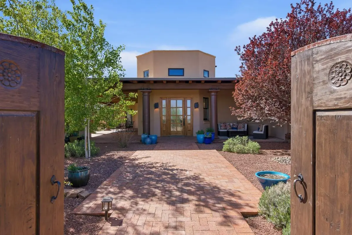 11B Camino De Los Montoyas, Santa Fe, NM 87506 - #1