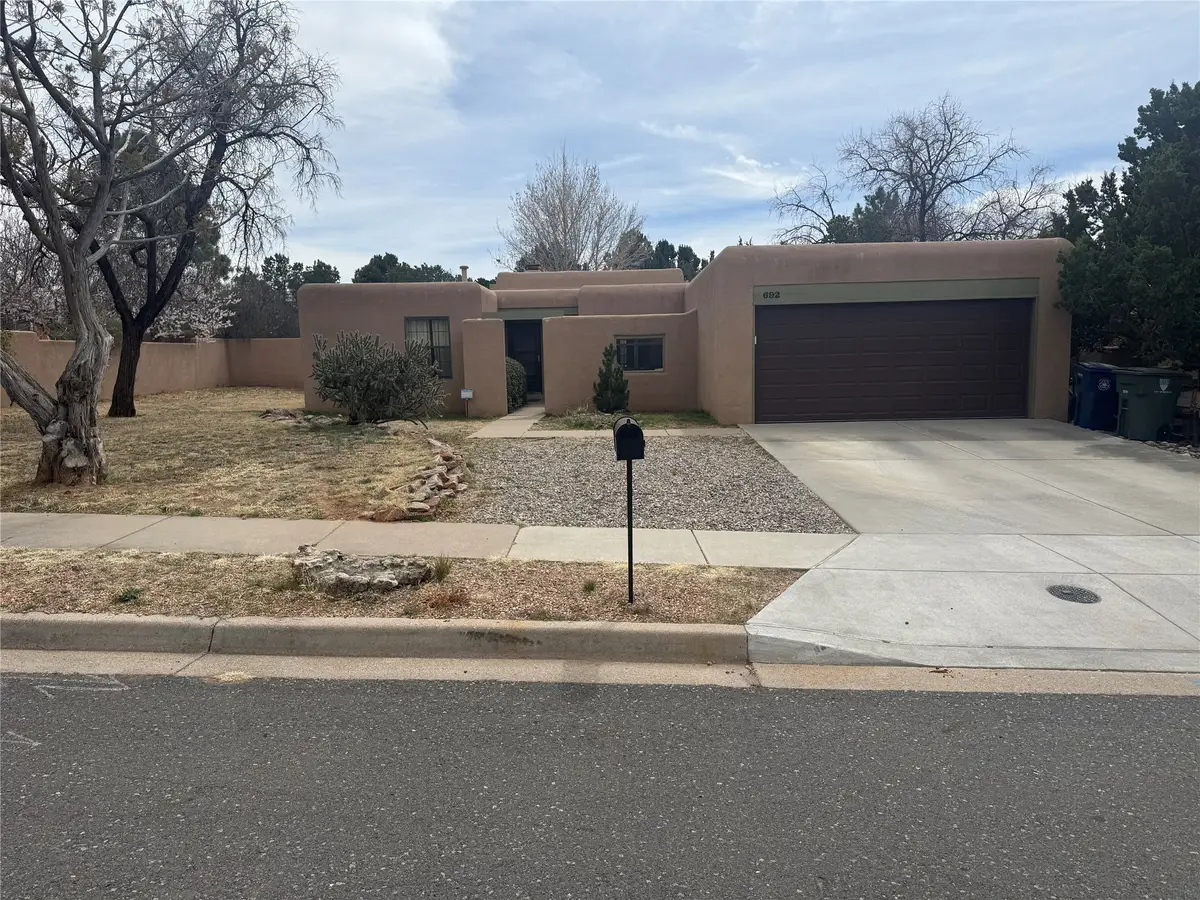 692 Calle Espejo, Santa Fe, NM 87505 - #1