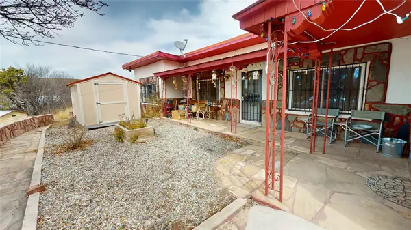 1320 Private Drive #18, Cordova, NM 87523
