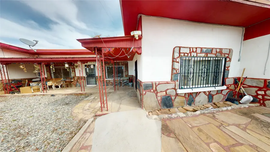 1320 Private Drive #18, Cordova, NM 87523 - #2