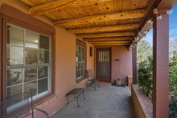 130 Houghton Street, Santa Fe, NM 87505