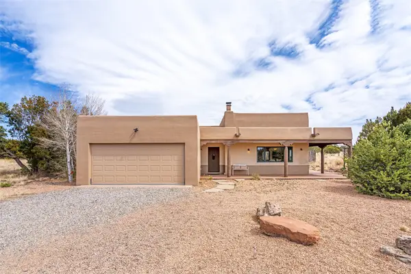 5 Espira Road, Santa Fe, NM 87508