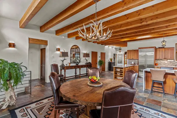 72 Happy Trails, Santa Fe, NM 87505