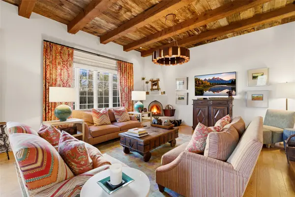 314 Artist Road #3, Santa Fe, NM 87501