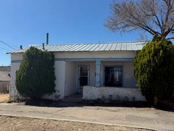 611 Mora Street, Las Vegas, NM 87701