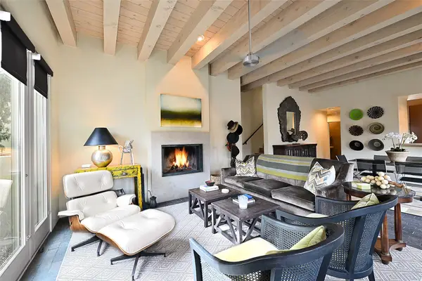 211 Callecita Place #A, Santa Fe, NM 87501