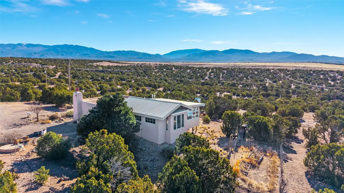 24 & 26 Calle Pia Tixier, Santa Fe, NM 87507 - #1