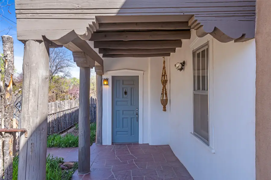 519 Douglas Street, Santa Fe, NM 87505 - #2