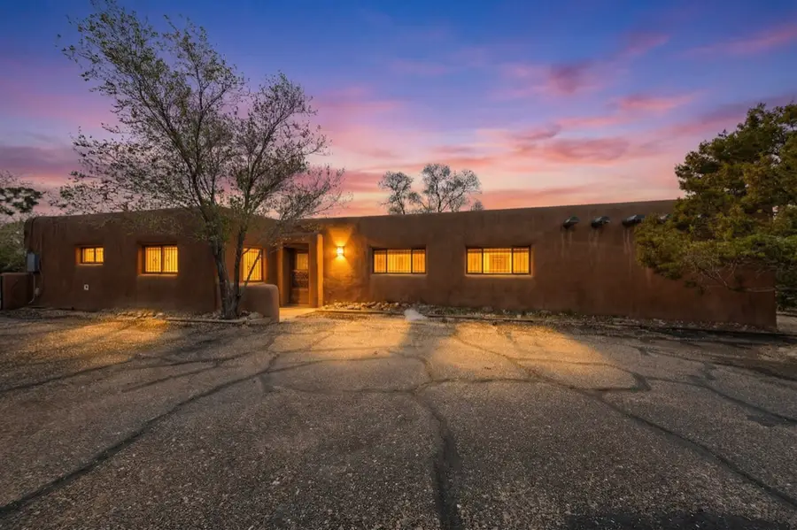 31 Entrada, Santa Fe, NM 87507 - #2