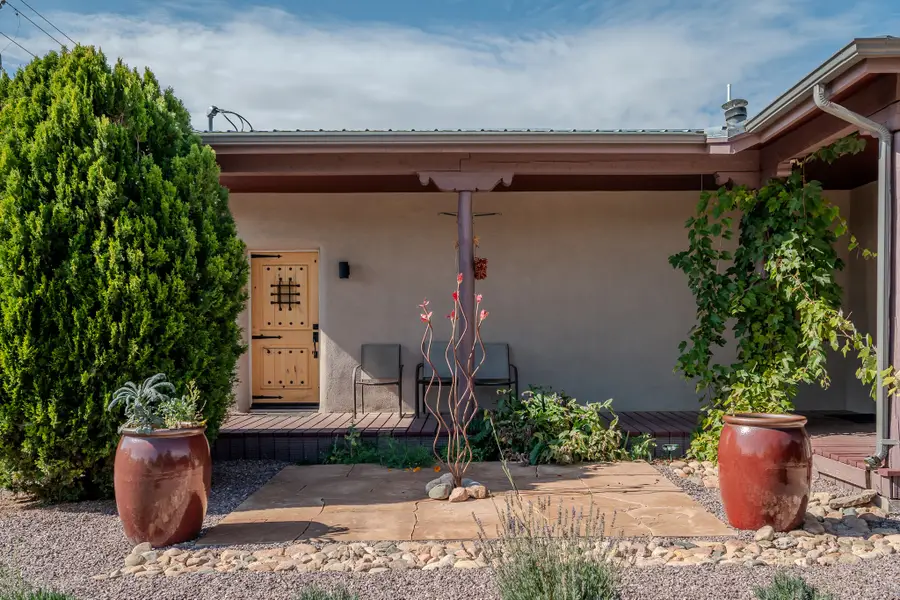 1417 Agua Fria, Santa Fe, NM 87505 - #2