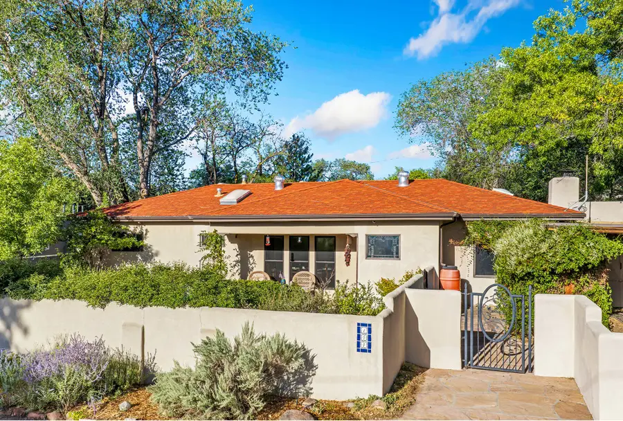 144 Cedar Street, Santa Fe, NM 87501 - #2