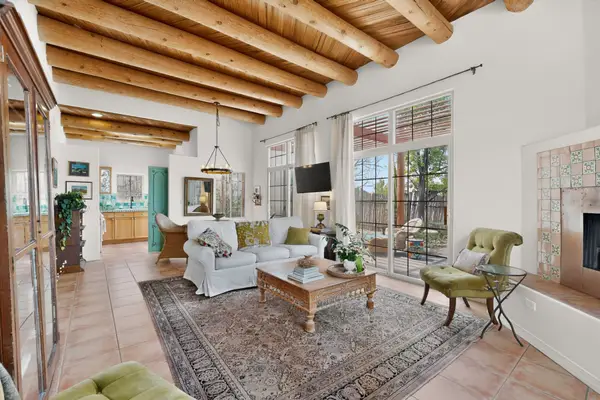 4120 Whispering Wing Road, Santa Fe, NM 87507