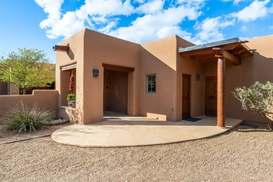 12 E Golden Eagle, Santa Fe, NM 87506 - #2