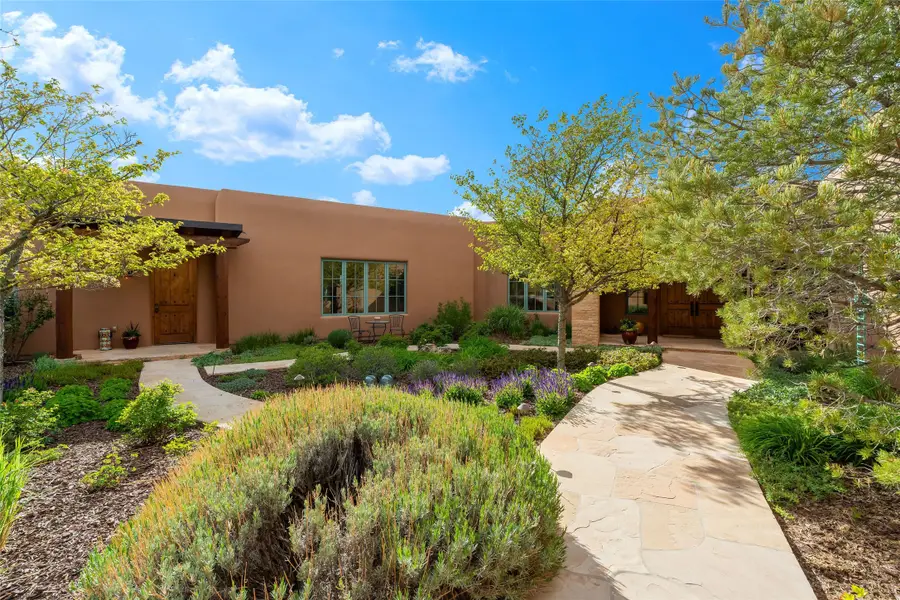 12 E Golden Eagle, Santa Fe, NM 87506 - #3